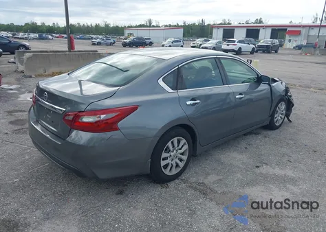 2018 Nissan Altima 2.5 S z USA, uszkodzony, nr VIN 1N4AL3AP0JC479776